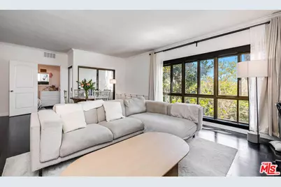 631 Wilcox Ave #3F, Los Angeles, CA 90004 - Photo 8