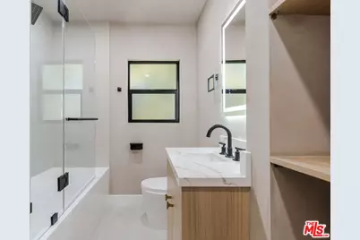 6150 Sylvia Ave, Tarzana, CA 91335 - Photo 16