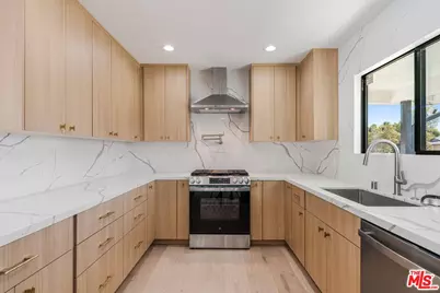 6150 Sylvia Ave, Tarzana, CA 91335 - Photo 4