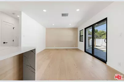 6150 Sylvia Ave, Tarzana, CA 91335 - Photo 6