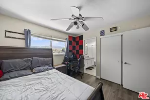 15362 Rhododendron Dr, Santa Clarita, CA 91387 - Photo 28