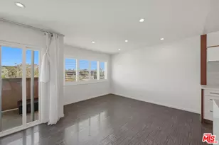 1121 N Olive Dr, West Hollywood, CA 90069 - Photo 10