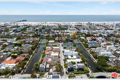 2615 Beach Ave, Venice, CA 90291 - Photo 1