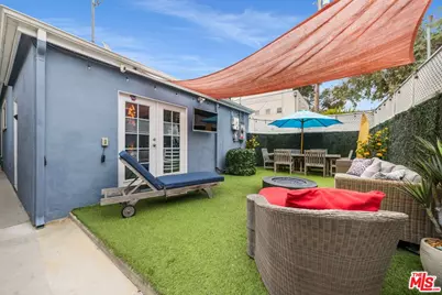 2615 Beach Ave, Venice, CA 90291 - Photo 22