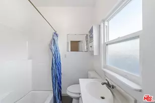 1363 E 49th St, Los Angeles, CA 90011 - Photo 12