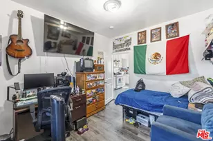 1363 E 49th St, Los Angeles, CA 90011 - Photo 18