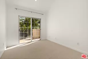 24119 Del Monte Dr., Valencia, CA 91355 - Photo 12