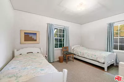 15203 Camarillo St, Sherman Oaks, CA 91403 - Photo 12