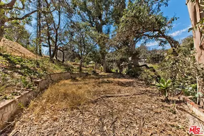 16503 Las Casas Pl, Los Angeles, CA 90272 - Photo 20