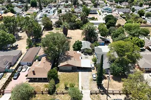 18748 Lanark St, Los Angeles, CA 91335 - Photo 2