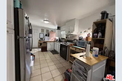 18748 Lanark St, Los Angeles, CA 91335 - Photo 18