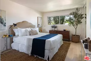 525 N Sycamore Ave, Los Angeles, CA 90036 - Photo 12