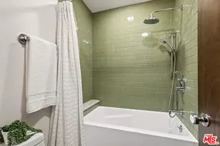 525 N Sycamore Ave, Los Angeles, CA 90036 - Photo 10