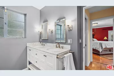 2882 Belden Dr, Los Angeles, CA 90068 - Photo 26