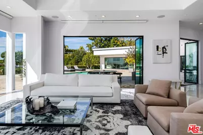580 Chalette Dr, Beverly Hills, CA 90210 - Photo 12