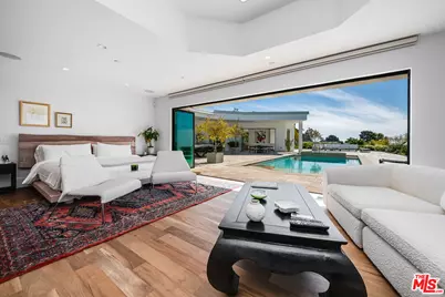 580 Chalette Dr, Beverly Hills, CA 90210 - Photo 38