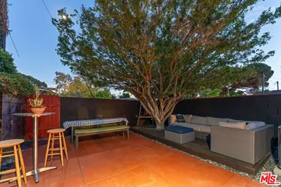 11376 Matteson Ave, Los Angeles, CA 90066 - Photo 32