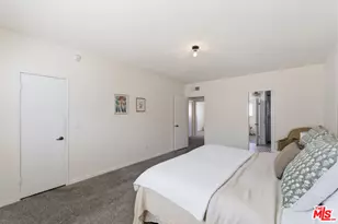 10030 Owensmouth Ave, Los Angeles, CA 91311 - Photo 14
