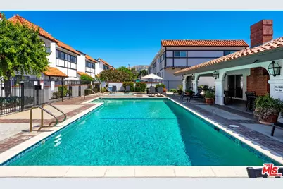 10030 Owensmouth Ave #67, Los Angeles, CA 91311 - Photo 18