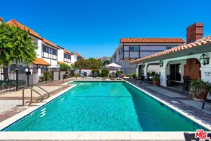 10030 Owensmouth Ave, Los Angeles, CA 91311 - Photo 18