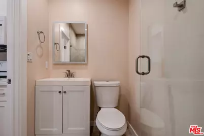 1115 N Beverly Glen Blvd, Los Angeles, CA 90077 - Photo 22