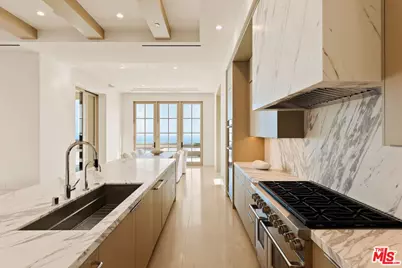 18 Swimmers Point, Newport Coast, CA 92657 - Photo 4