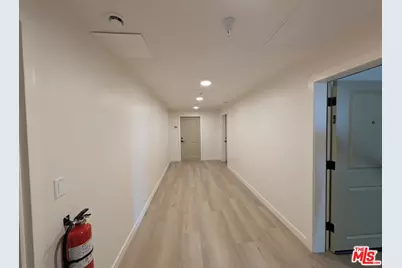 1156 W Florence Ave, Los Angeles, CA 90044 - Photo 10