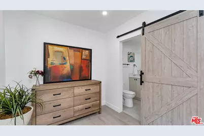 6763 Case Ave, North Hollywood, CA 91606 - Photo 18