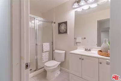 1940 N Highland Ave #42, Los Angeles, CA 90068 - Photo 24