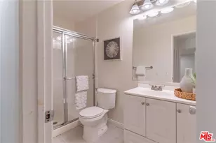1940 N Highland Ave, Los Angeles, CA 90068 - Photo 24