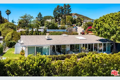 1331 Casiano Rd, Los Angeles, CA 90049 - Photo 34