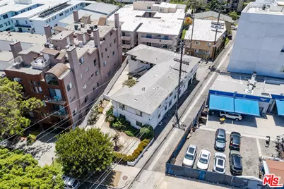 1815 Greenfield Ave, Los Angeles, CA 90025 - Photo 10