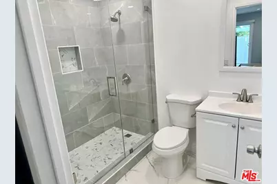 6451 Lubao Ave, Los Angeles, CA 91367 - Photo 16