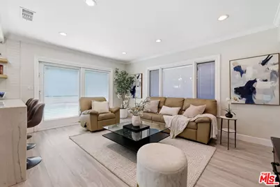 5220 Mary Ellen Ave, Sherman Oaks, CA 91401 - Photo 14