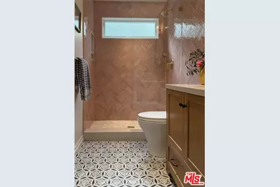 8935 Hollywood Hills Rd, Los Angeles, CA 90046 - Photo 10