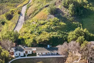 10315 Wheatland Ave, Sunland, CA 91040 - Photo 2