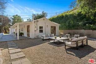 10327 Wheatland Ave, Sunland, CA 91040 - Photo 14