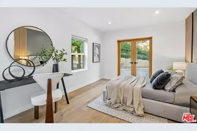 10327 Wheatland Ave, Sunland, CA 91040 - Photo 10
