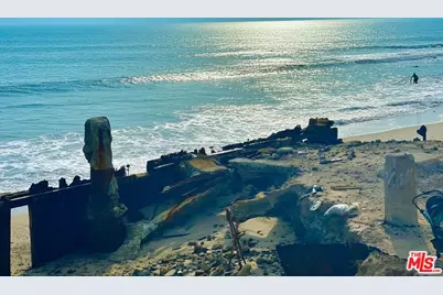 19240 Pacific Coast Highway, Malibu, CA 90265 - Photo 2