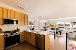 6837 Cahuenga Park Trail, Los Angeles, CA 90068 - Photo 8