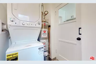 3368 Rowena Ave, Los Angeles, CA 90027 - Photo 22
