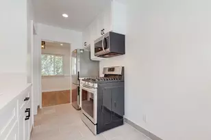 3368 Rowena Ave, Los Angeles, CA 90027 - Photo 12