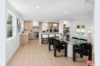 4151 W 63rd St, Los Angeles, CA 90043 - Photo 4