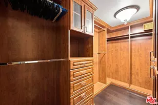 10800 Wilshire Blvd, Los Angeles, CA 90024 - Photo 34