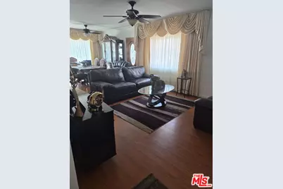 3425 2nd Ave, Los Angeles, CA 90018 - Photo 2