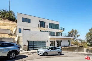 2882 El Roble Dr, Los Angeles, CA 90041 - Photo 46