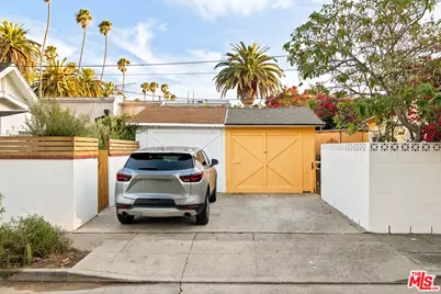 1411 Linden Ave, Venice, CA 90291 - Photo 30