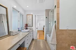 2663 Cordelia Rd, Los Angeles, CA 90049 - Photo 40