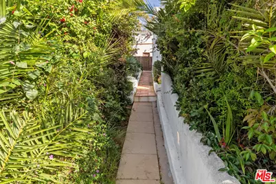1914 Fairburn Ave, Los Angeles, CA 90025 - Photo 8