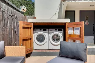 2338 NE Lake View Ave, Los Angeles, CA 90039 - Photo 28